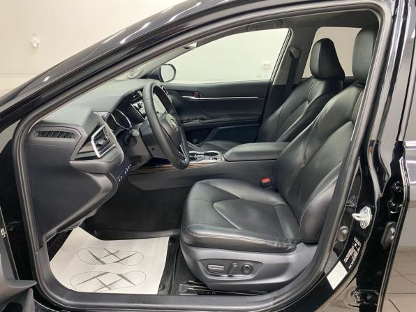 Toyota Camry VIII (XV70) с пробегом 2019 года, цена 2 950 000 рублей, 155165 км, седан, Автокод Объявления