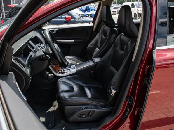 Volvo XC60 I с пробегом 2010 года, цена 1 220 000 рублей, 215763 км, внедорожник, Автокод Объявления