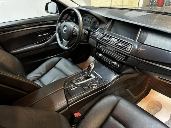 BMW 5 серии VI (F10/F11/F07) Рестайлинг с пробегом 2013 года, цена 1 777 000 рублей, 215535 км, седан, Автокод Объявления