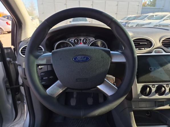 Ford Focus II Рестайлинг с пробегом 2010 года, цена 688 000 рублей, 112496 км, хэтчбек, Автокод Объявления