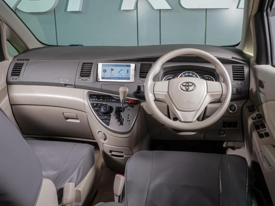 Toyota ISis I Рестайлинг Воронеж  - изображение 6