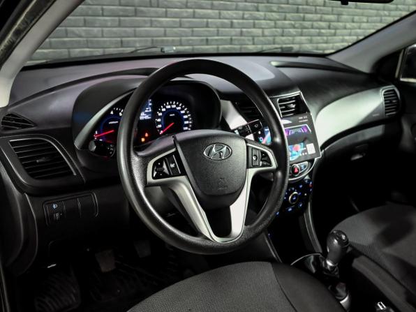 Hyundai Solaris I с пробегом 2014 года, цена 940 000 рублей, 89483 км, седан, Автокод Объявления
