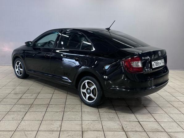 Skoda Rapid I Рестайлинг с пробегом 2019 года, цена 1 030 000 рублей, 175293 км, лифтбек, Автокод Объявления