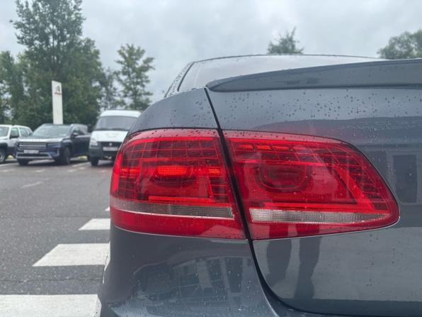 Volkswagen Passat B7 с пробегом 2012 года, цена 1 100 000 рублей, 247000 км, седан, Автокод Объявления