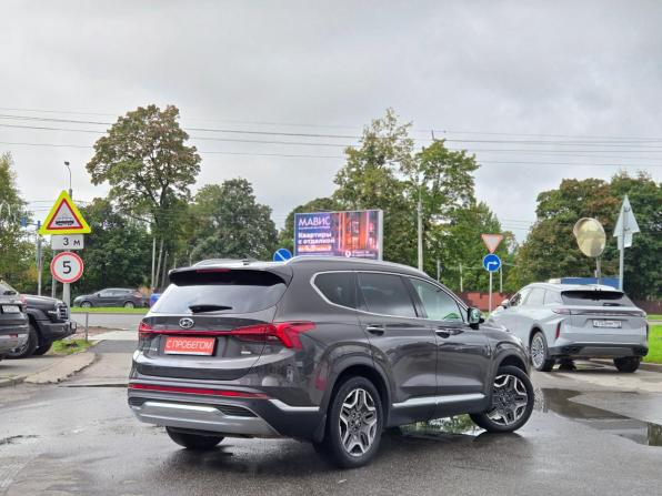Hyundai Santa Fe IV Рестайлинг с пробегом 2023 года, цена 3 299 900 рублей, 152000 км, внедорожник, Автокод Объявления
