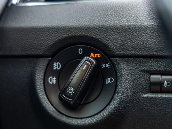 Skoda Octavia III (A7) с пробегом 2014 года, цена 948 000 рублей, 239725 км, лифтбек, Автокод Объявления