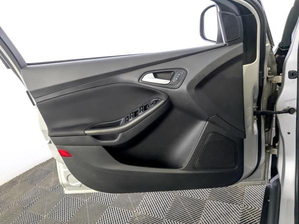 Ford Focus III Рестайлинг с пробегом 2018 года, цена 1 035 000 рублей, 165743 км, универсал, Автокод Объявления
