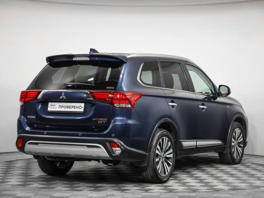 Mitsubishi Outlander III Рестайлинг 3 Санкт-Петербург  - изображение 5