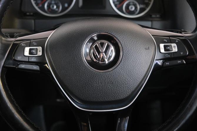 Volkswagen Tiguan I Рестайлинг с пробегом 2015 года, цена 1 629 000 рублей, 80000 км, внедорожник, Автокод Объявления