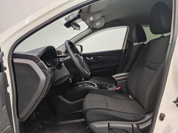 Nissan Qashqai II с пробегом 2018 года, цена 1 495 000 рублей, 199452 км, внедорожник, Автокод Объявления