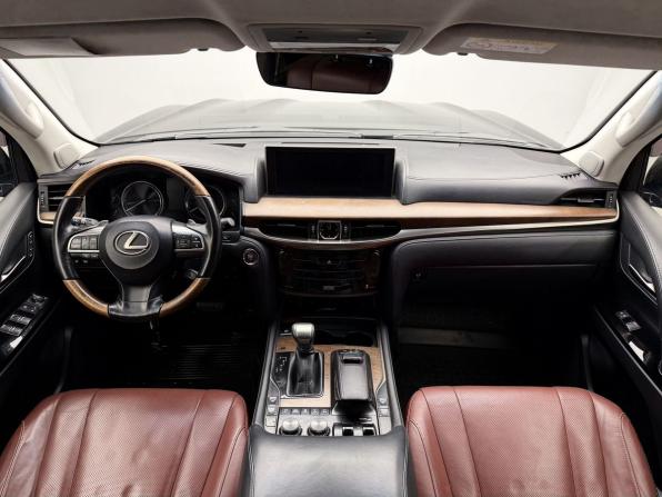Lexus LX III Рестайлинг 2 с пробегом 2016 года, цена 7 775 000 рублей, 167311 км, внедорожник, Автокод Объявления