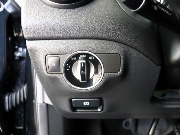 Mercedes-Benz GLA I (X156) с пробегом 2015 года, цена 1 700 000 рублей, 233700 км, внедорожник, Автокод Объявления