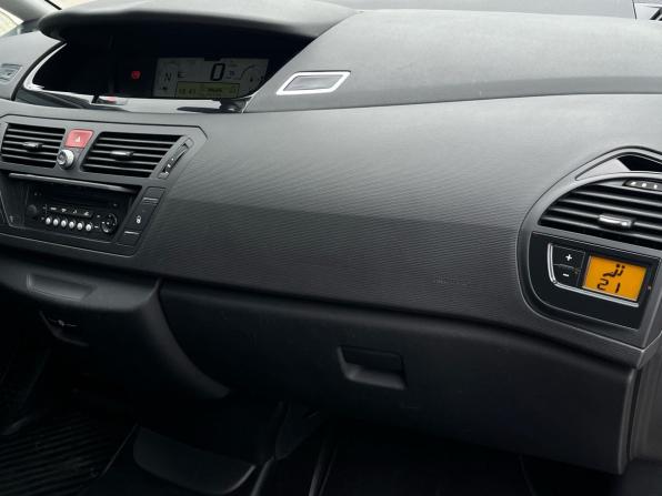 Citroen C4 Picasso I с пробегом 2012 года, цена 670 000 рублей, 159204 км, компактвэн, Автокод Объявления
