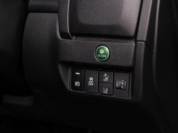 Honda Fit III Рестайлинг с пробегом 2018 года, цена 1 064 070 рублей, 156004 км, хэтчбек, Автокод Объявления