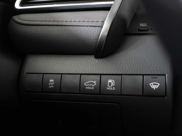Toyota Camry VIII (XV70) с пробегом 2019 года, цена 2 657 000 рублей, 87402 км, седан, Автокод Объявления