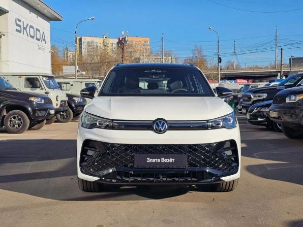 Volkswagen Tiguan III (China Market) с пробегом 2026 года, цена 4 999 000 рублей, 40 км, внедорожник, Автокод Объявления