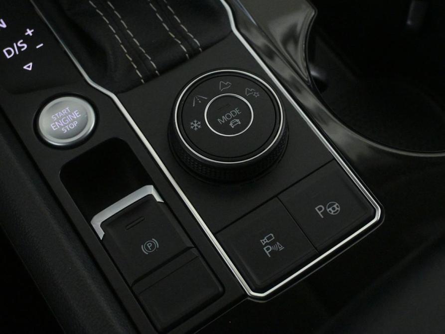 Volkswagen Teramont I Рестайлинг Москва  - изображение 22
