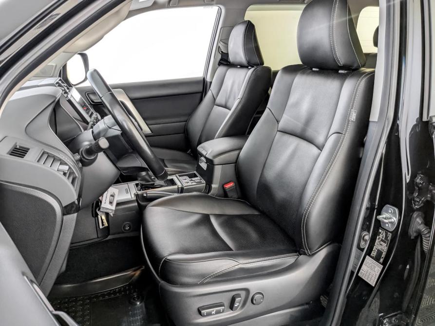 Toyota Land Cruiser Prado 150 Series Рестайлинг 2 Москва  - изображение 20