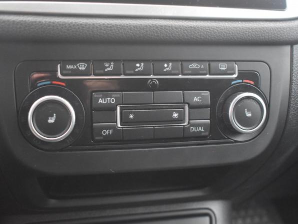 Volkswagen Tiguan I с пробегом 2011 года, цена 1 000 000 рублей, 177552 км, внедорожник, Автокод Объявления