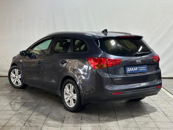 Kia Ceed II Рестайлинг с пробегом 2018 года, цена 720 000 рублей, 160129 км, универсал, Автокод Объявления
