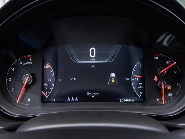 Opel Insignia I Рестайлинг с пробегом 2015 года, цена 1 480 000 рублей, 207446 км, универсал, Автокод Объявления