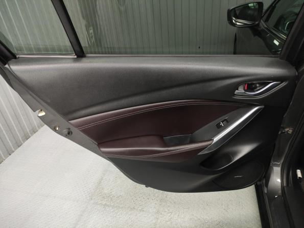 Mazda 6 III (GJ) Рестайлинг с пробегом 2017 года, цена 1 857 000 рублей, 125991 км, седан, Автокод Объявления