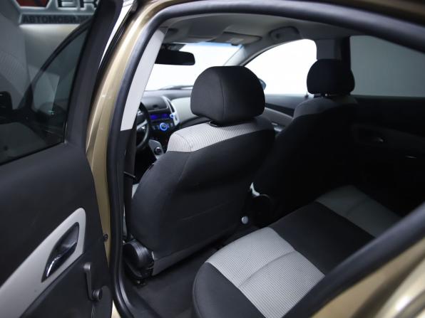 Chevrolet Cruze I Рестайлинг с пробегом 2013 года, цена 650 000 рублей, 210253 км, седан, Автокод Объявления