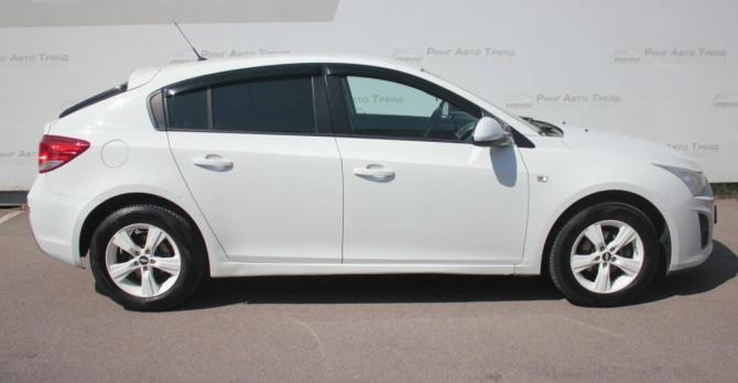 Chevrolet Cruze I Рестайлинг с пробегом 2013 года, цена 730 000 рублей, 150000 км, хэтчбек, Автокод Объявления