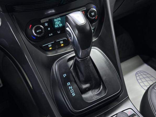 Ford Kuga II с пробегом 2013 года, цена 1 665 000 рублей, 233513 км, внедорожник, Автокод Объявления