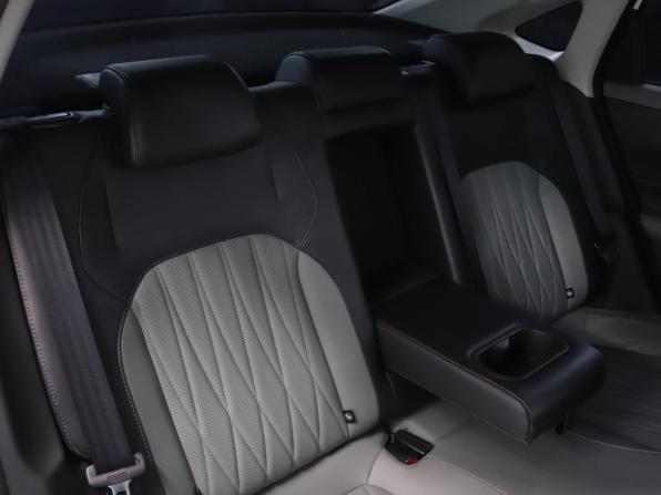 Changan Lamore с пробегом 2024 года, цена 1 999 900 рублей, 18609 км, седан, Автокод Объявления