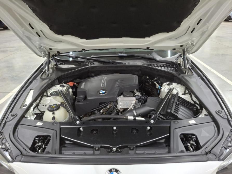 BMW 5 серии VI (F10/F11/F07) Рестайлинг Казань  - изображение 11