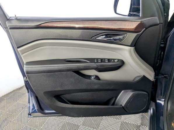 Cadillac SRX II с пробегом 2011 года, цена 1 300 000 рублей, 186475 км, внедорожник, Автокод Объявления