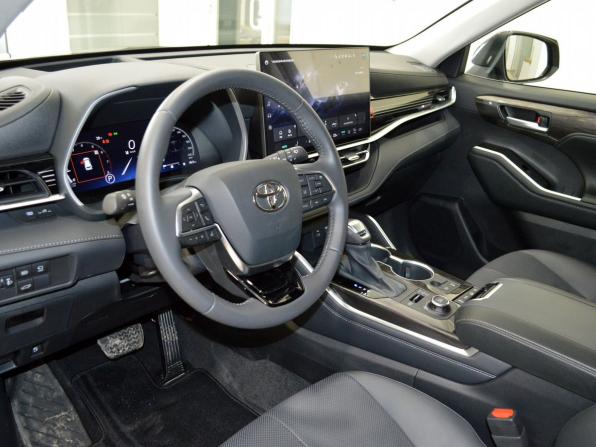 Toyota Highlander IV (XU70) с пробегом 2025 года, цена 5 555 000 рублей, 50 км, внедорожник, Автокод Объявления