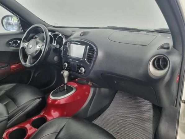 Nissan Juke I с пробегом 2011 года, цена 860 000 рублей, 246511 км, внедорожник, Автокод Объявления