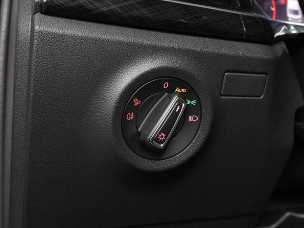 Volkswagen Polo VI с пробегом 2021 года, цена 1 579 030 рублей, 140569 км, лифтбек, Автокод Объявления