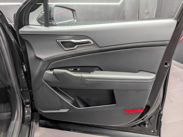 Kia Sportage V с пробегом 2025 года, цена 4 300 000 рублей, 18496 км, внедорожник, Автокод Объявления