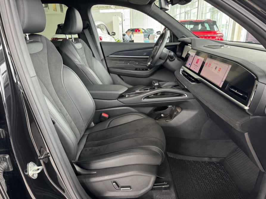 Geely Monjaro I Москва  - изображение 14