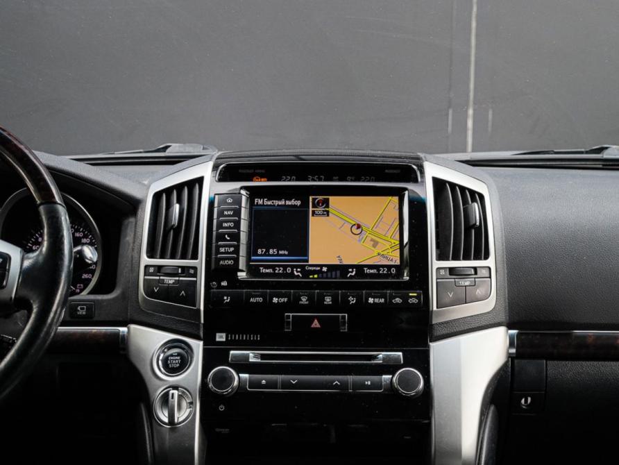 Toyota Land Cruiser 200 Series Рестайлинг 1 Москва  - изображение 13
