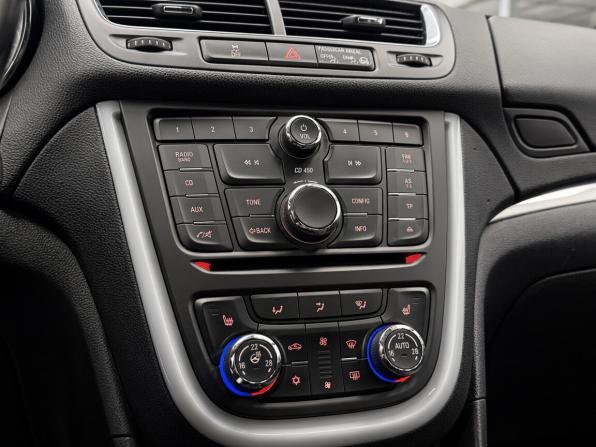 Opel Mokka I с пробегом 2013 года, цена 990 000 рублей, 123315 км, внедорожник, Автокод Объявления