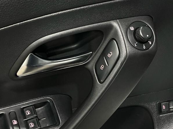 Volkswagen Polo V Рестайлинг с пробегом 2018 года, цена 1 250 000 рублей, 183687 км, седан, Автокод Объявления