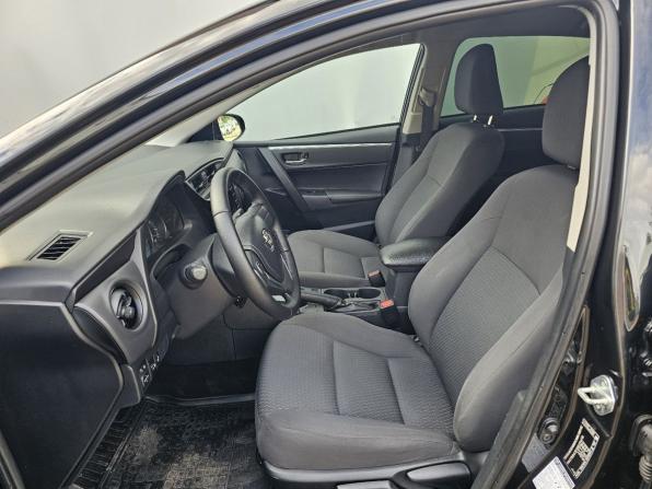 Toyota Corolla XI (E160 E170 E180) Рестайлинг 1 с пробегом 2018 года, цена 1 499 000 рублей, 157343 км, седан, Автокод Объявления