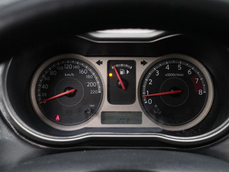 Nissan Note I Москва  - изображение 15