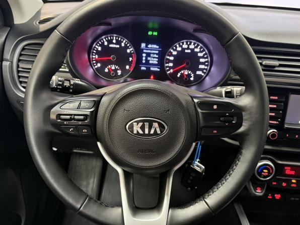 Kia Rio IV с пробегом 2017 года, цена 1 475 000 рублей, 73141 км, седан, Автокод Объявления
