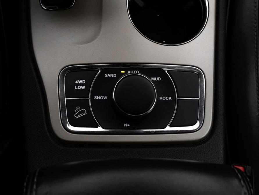 Jeep Grand Cherokee IV (WK2) Рестайлинг Санкт-Петербург  - изображение 16