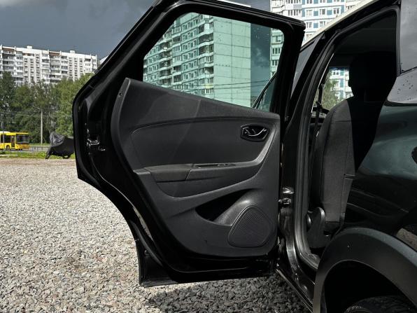 Renault Kaptur I с пробегом 2017 года, цена 1 249 000 рублей, 227169 км, внедорожник, Автокод Объявления