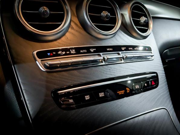 Mercedes-Benz GLC I (X253) Рестайлинг с пробегом 2020 года, цена 4 700 000 рублей, 53966 км, внедорожник, Автокод Объявления