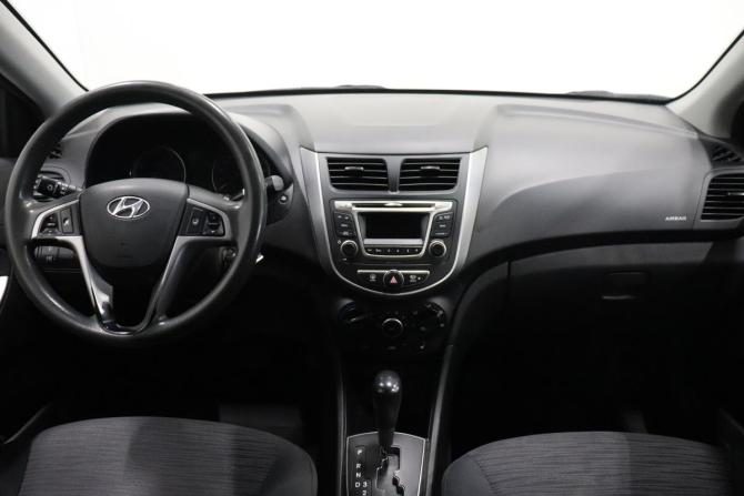 Hyundai Solaris I Рестайлинг с пробегом 2015 года, цена 877 000 рублей, 140000 км, седан, Автокод Объявления