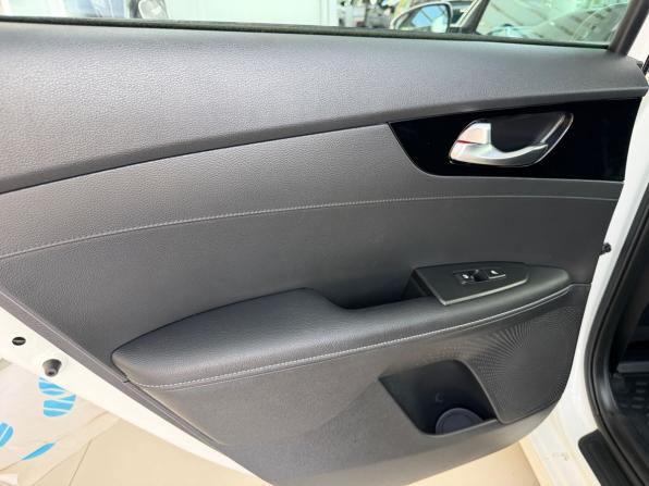 Kia Cerato IV с пробегом 2021 года, цена 2 199 000 рублей, 59012 км, седан, Автокод Объявления