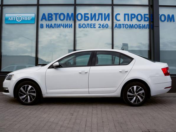 Skoda Octavia III (A7) Рестайлинг с пробегом 2018 года, цена 1 645 000 рублей, 157058 км, лифтбек, Автокод Объявления