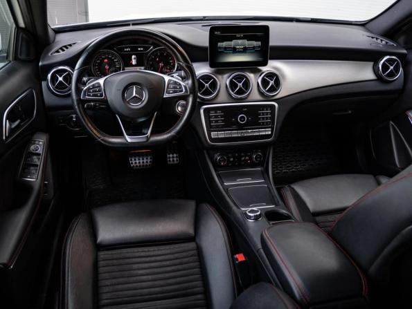 Mercedes-Benz GLA I (X156) Рестайлинг с пробегом 2018 года, цена 2 640 000 рублей, 80638 км, внедорожник, Автокод Объявления